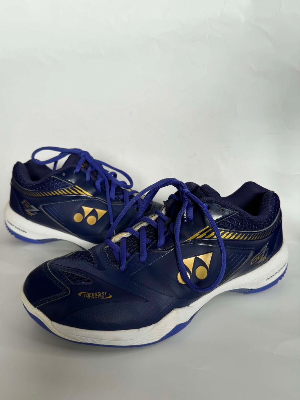 YONEX POWER CUSHION Men's Badminton Shoes in size US 9